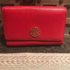 DKNY WALLET